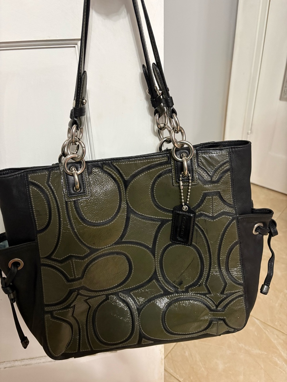 Coach bag Colette Patent Leather C Signature Overlay